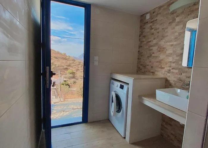 Views - House בית נופש