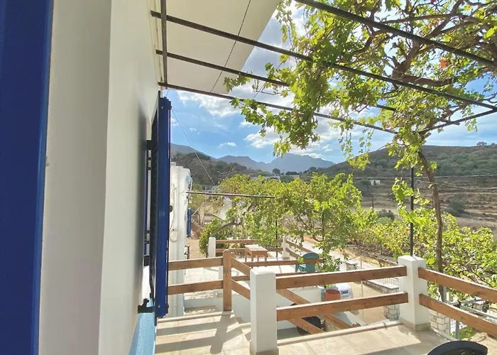 Views - House Emborios